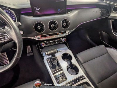 2022 Kia Stinger GT1