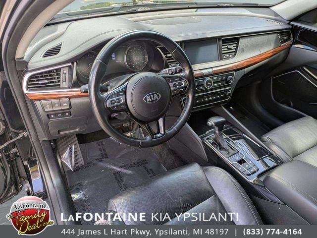 2019 Kia Cadenza Technology