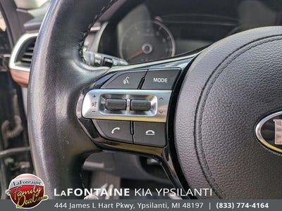 2019 Kia Cadenza Technology