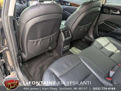 2019 Kia Cadenza Technology