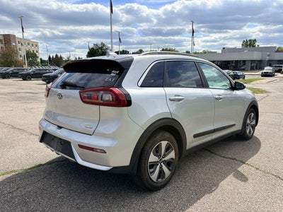 2017 Kia Niro LX