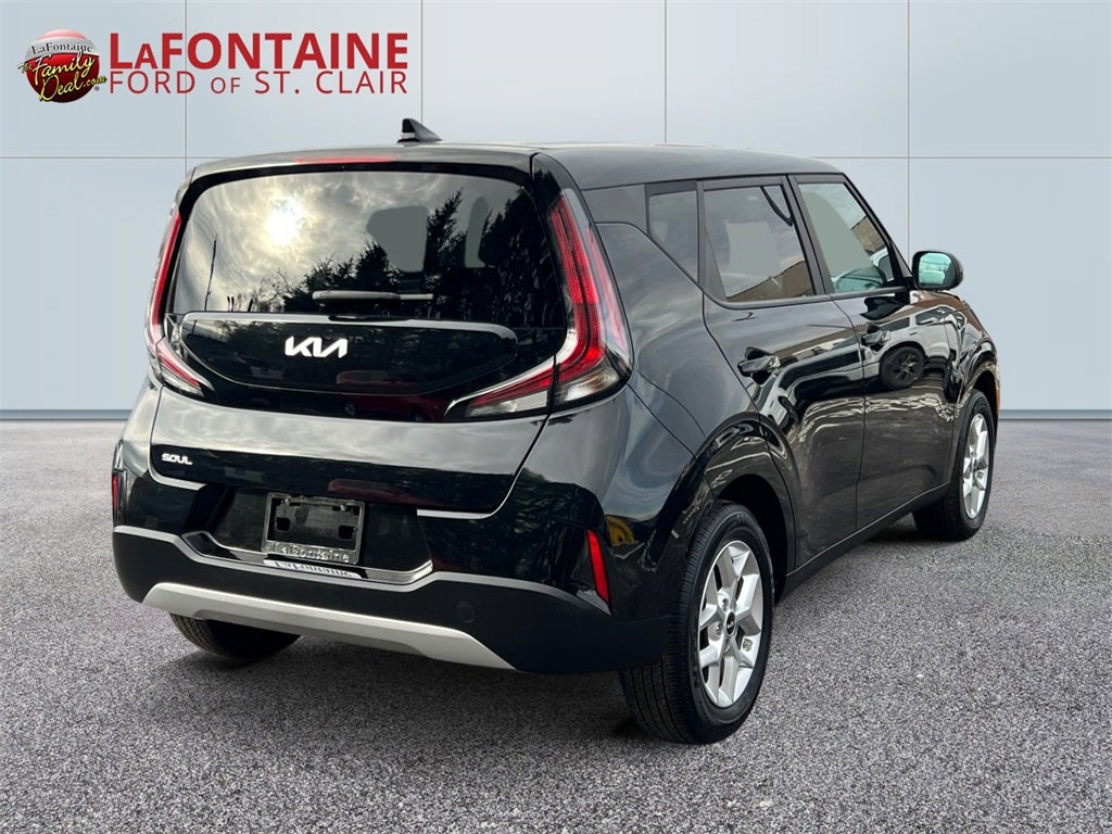 2024 Kia Soul LX