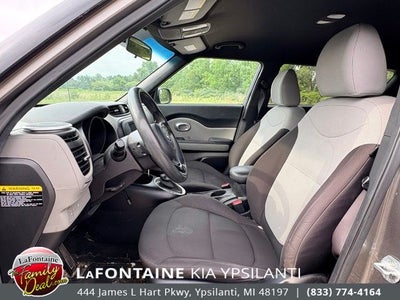 2016 Kia Soul Base