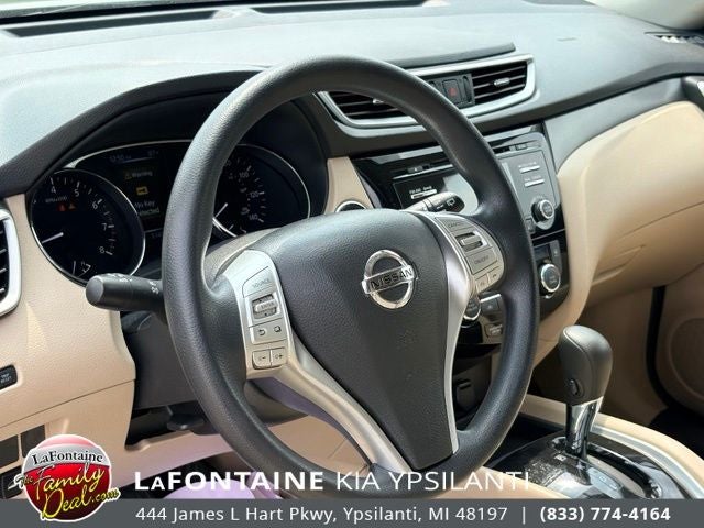2016 Nissan Rogue SV