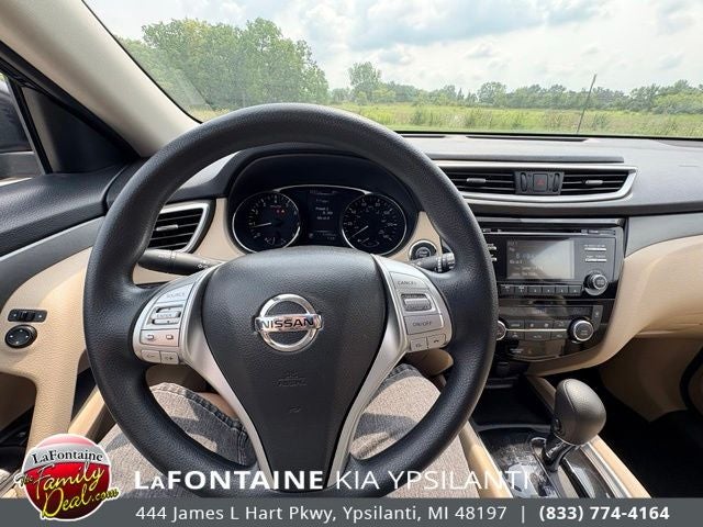 2016 Nissan Rogue SV