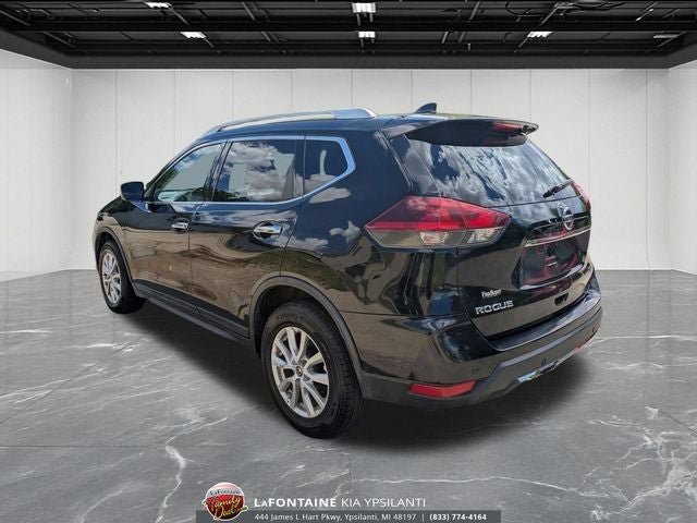 2020 Nissan Rogue SV