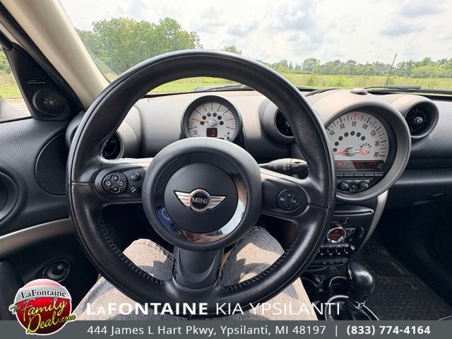 2011 MINI Cooper Countryman Base