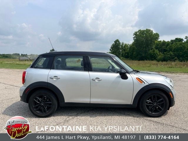 2011 MINI Cooper Countryman Base