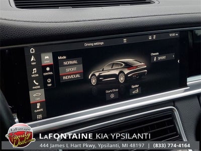 2018 Porsche Panamera 4