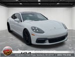 2018 Porsche Panamera 4