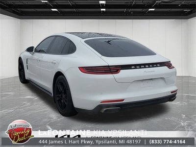 2018 Porsche Panamera 4