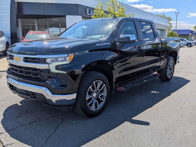 2025 Chevrolet Silverado 1500 LT (2FL)