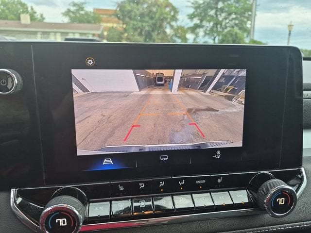 2024 Chevrolet Colorado LT - Photo 15