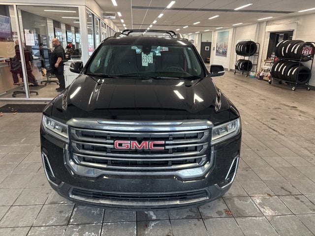 2023 GMC Acadia AT4