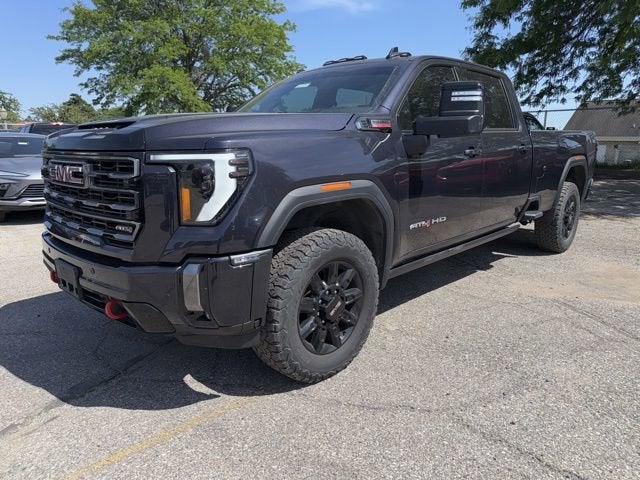 2024 GMC Sierra 4WD Crew Cab Standard Box AT4's photo