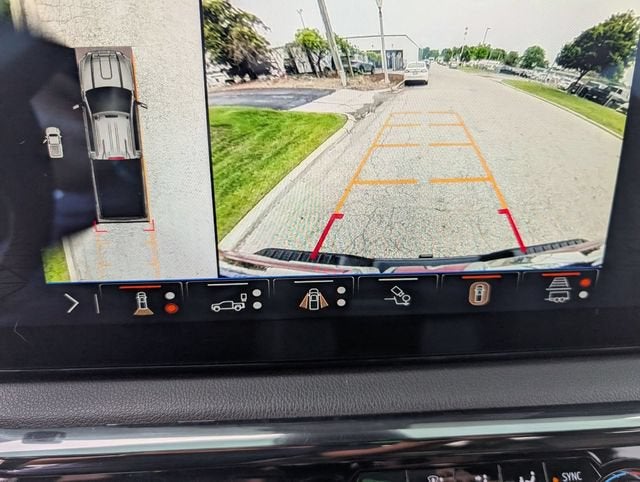 2024 GMC Sierra 3500HD AT4 - Photo 15