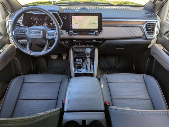 2024 GMC Canyon Denali