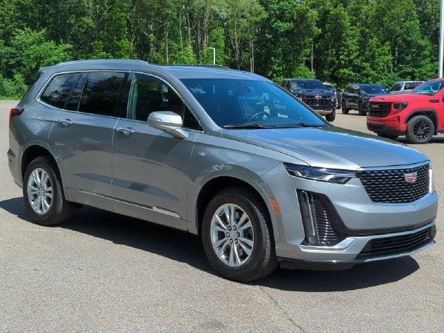 2025 Cadillac XT6 Luxury