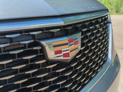 2025 Cadillac XT6 Luxury