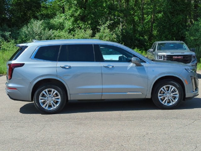 2025 Cadillac XT6 Luxury