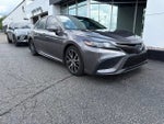 2022 Toyota Camry SE Hybrid