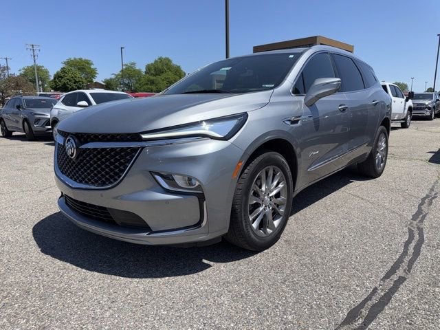 2024 Buick Enclave Avenir AWD's photo