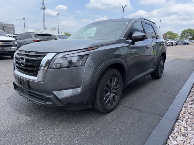 2025 Nissan Pathfinder SV 4WD