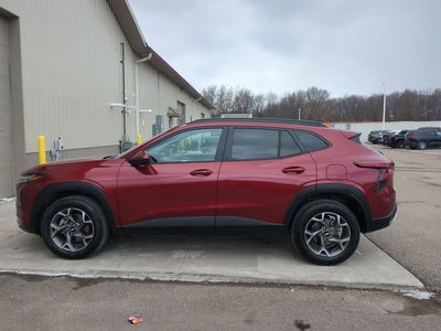 2025 Chevrolet Trax LT