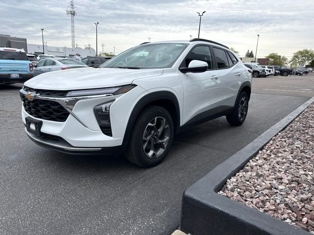 2025 Chevrolet Trax LT's photo