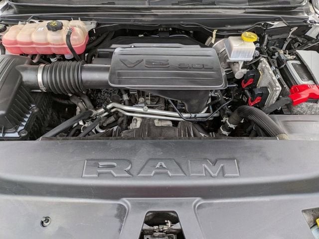 2020 RAM 1500 Big Horn Crew Cab 4x4 5'7" Box