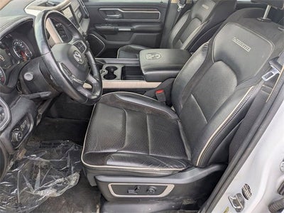 2020 RAM 1500 Laramie Crew Cab 4x4 5'7" Box