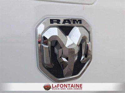 2020 RAM 1500 Laramie Crew Cab 4x4 5'7" Box