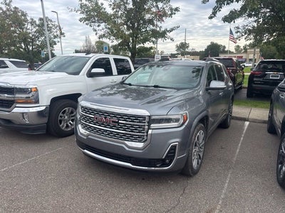 2022 GMC Acadia Denali