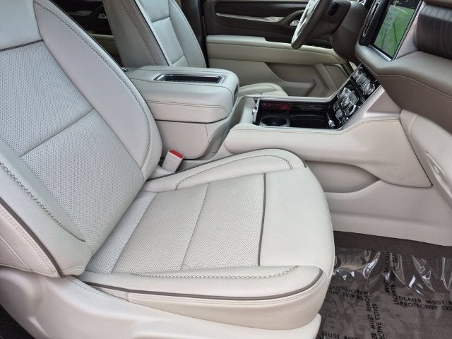 2023 GMC Yukon Denali - Photo 28
