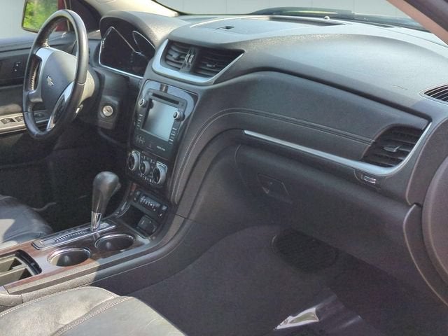 2015 Chevrolet Traverse 2LT - Photo 31