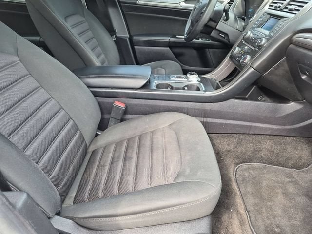 2017 Ford Fusion SE - Photo 26
