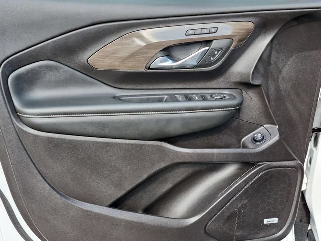 2024 GMC Terrain Denali - Photo 23