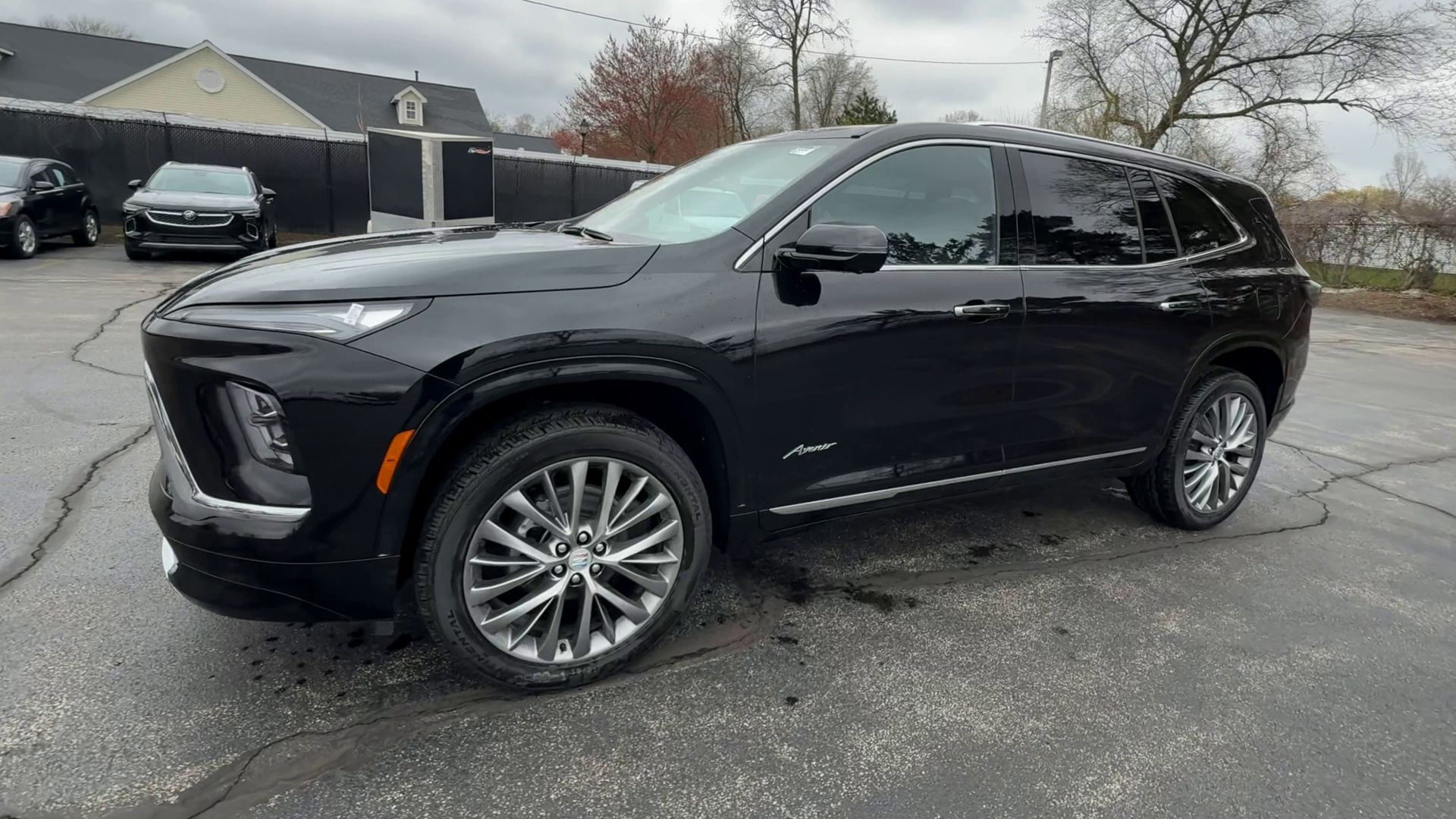 2025 Buick Enclave Avenir