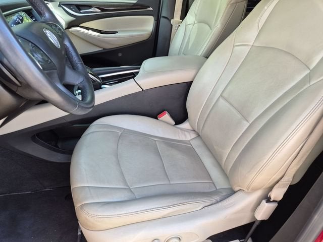 2018 Buick Enclave Essence - Photo 18