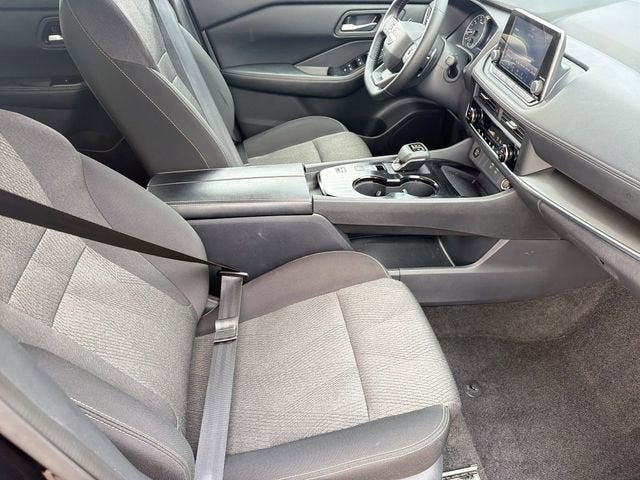 2025 Nissan Rogue SV FWD