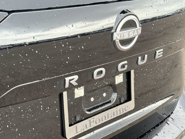 2025 Nissan Rogue SV FWD