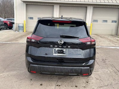 2025 Nissan Rogue SV FWD