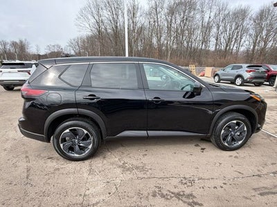 2025 Nissan Rogue SV FWD