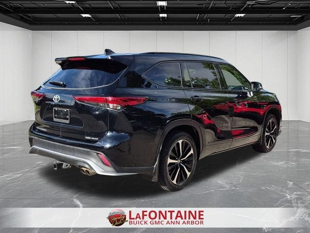2022 Toyota Highlander XSE