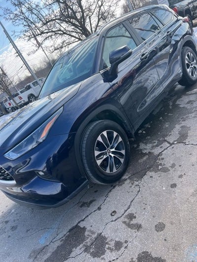 2024 Toyota Highlander XLE
