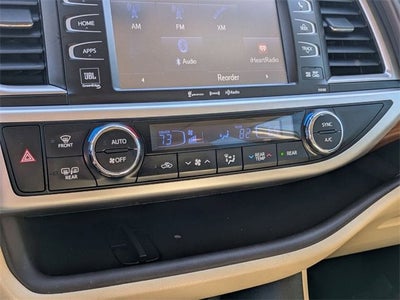 2017 Toyota Highlander Limited