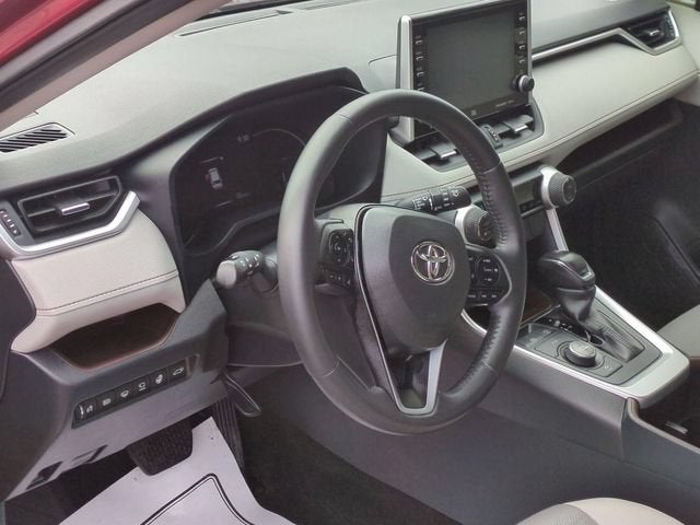 2022 Toyota RAV4 Limited - Photo 10