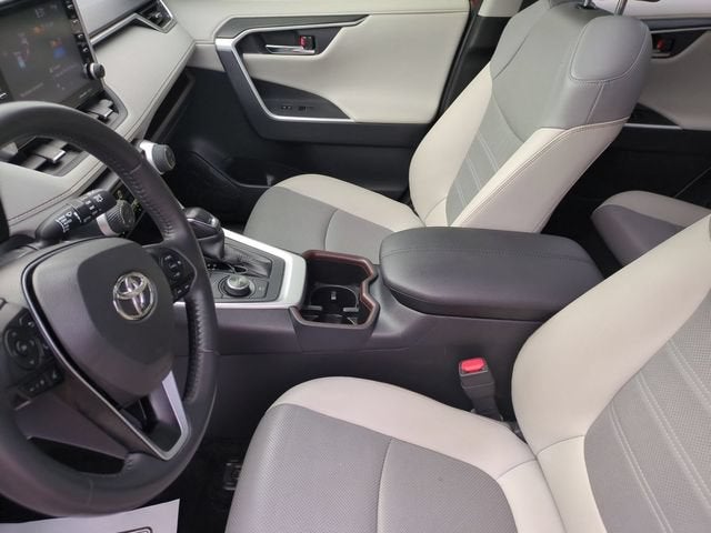 2022 Toyota RAV4 Limited - Photo 19