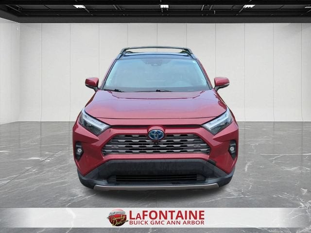 2022 Toyota RAV4 Limited - Photo 3