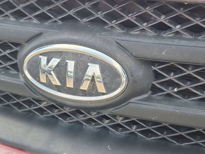 2008 Kia Rondo LX
